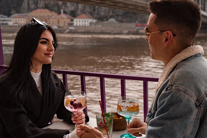 Budapest Unlimited Prosecco and Wine Cruise Day or Sunset Option - The Drink Setup: What Unlimited Means in Practice