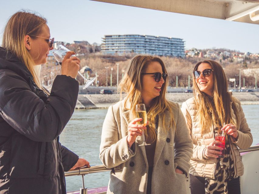 Budapest: Unlimited Prosecco and Wine Sightseeing Cruise - Food, shots, and that reusable cup souvenir