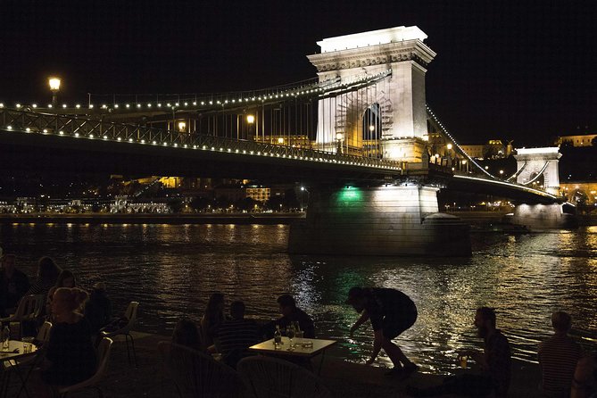 Budapest Urban Walk - Budapest City Tour with Cake & Coffee - Starting at the Hungarian State Opera, then moving fast