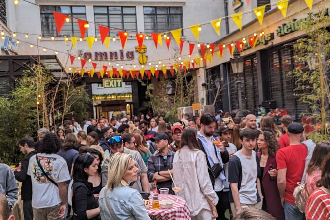 Budapest Vibe: Ruin Bars, Street Art and Culture Tour - Stop 1: Ruin bars and your first Hungarian welcome drink