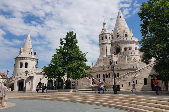 Budapest Walking Tour with Your Private Guide: 10+ Highlights - Why this Pest-to-Buda walk works for first-time Budapest visitors