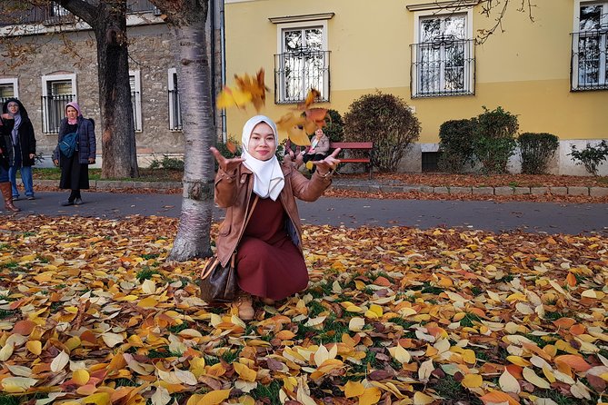 Budapest Walking Tour with Your Private Guide: 10+ Highlights - Sándor Palace, Matthias Church, and the Buda side shift