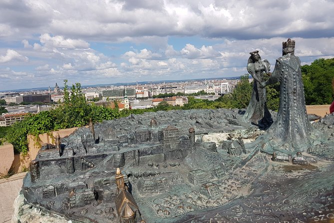 Budapest Walking Tour with Your Private Guide: 20+ Highlights - Heroes Square to Vajdahunyad Castle: History You Can See in One Look