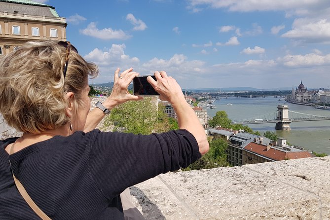 Budapest Walking Tour with Your Private Guide: 20+ Highlights - Shoes on the Danube Bank to Central Market Hall: A Memorial With Weight, Then Food That Fuels You