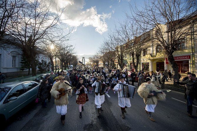 BUSÓJÁRÁS Unesco Heritage Folklore Carnival in Mohács - Your day timeline: how the transfer and the carnival stop fit together
