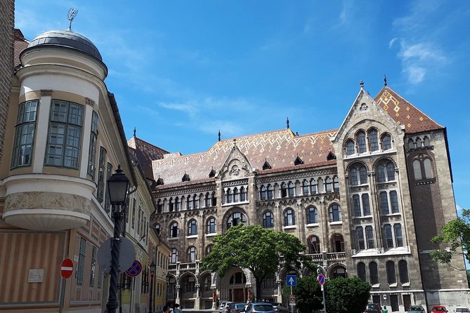 Castle district walk with legends - Church of Our Lady of Buda Castle: Peculiar Details You Can Actually See