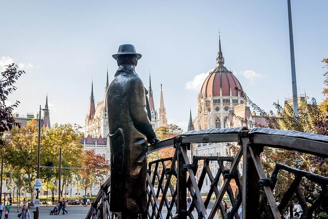 Communist Budapest Walking Tour - Reagan, obligations, and why the Iron Curtain mattered