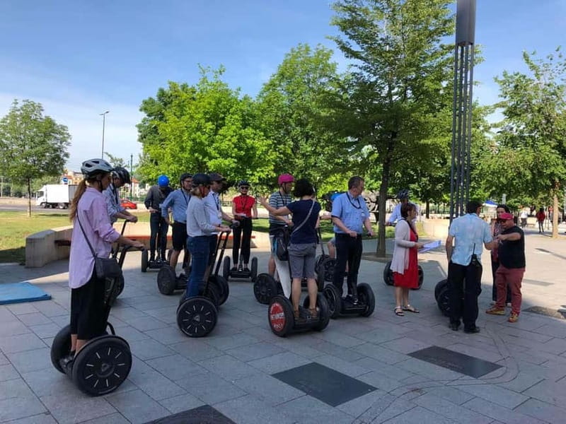 Downtown Budapest Guided Segway Tour - Entering The Right Spot: Finding the meet-up near McDonald’s