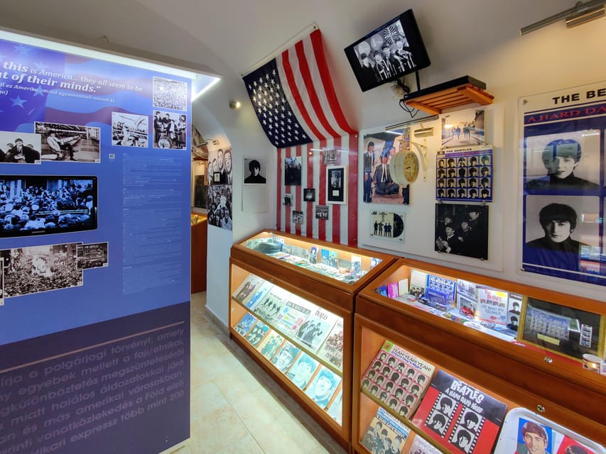 EGRI ROAD BEATLES MUSEUM - The Sgt. Pepper and Yellow Submarine sections
