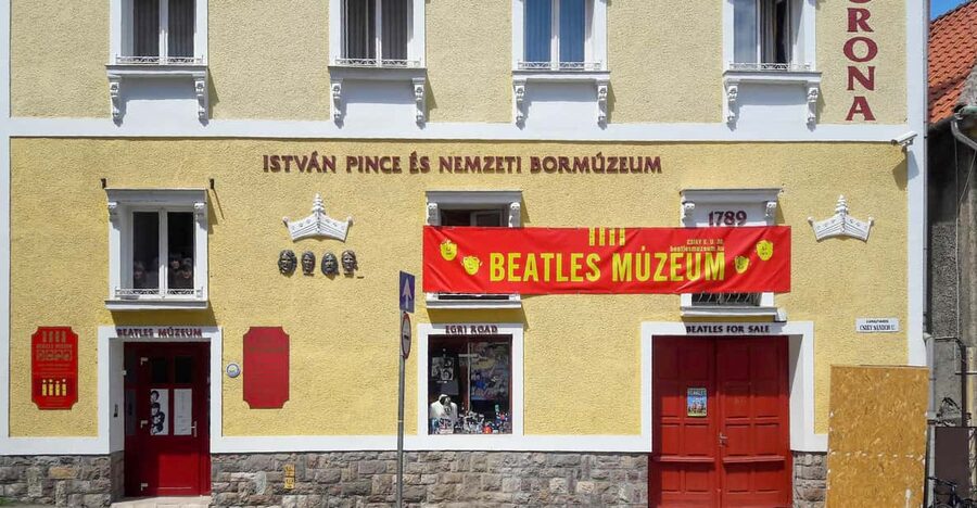 EGRI ROAD BEATLES MUSEUM - Entering Hotel Korona and starting in the basement film