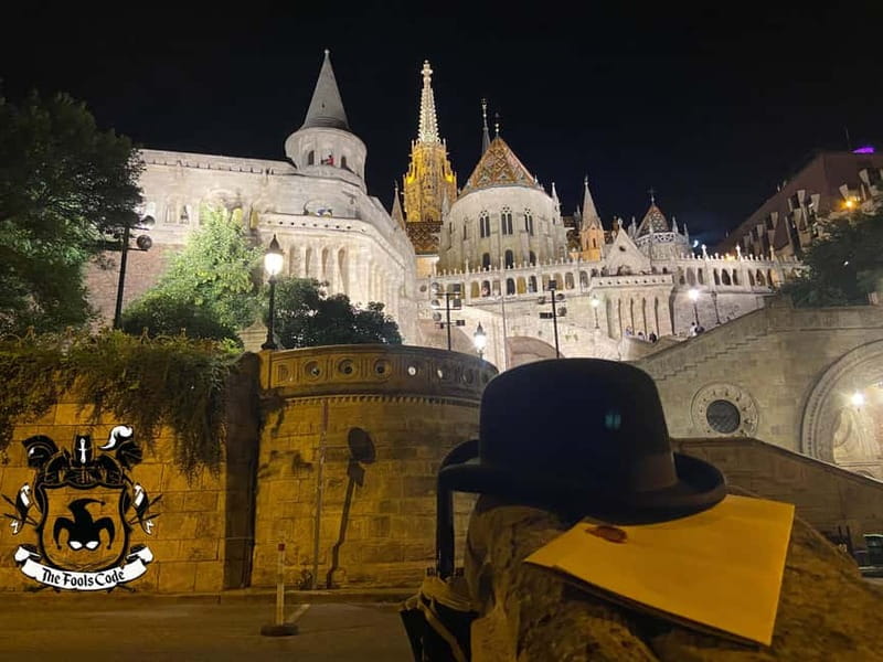 FoolsCode: EscapeRoom/Sightseeing tour with Actor Tourguide - Treasure map, riddles, and the “I can do this” feeling