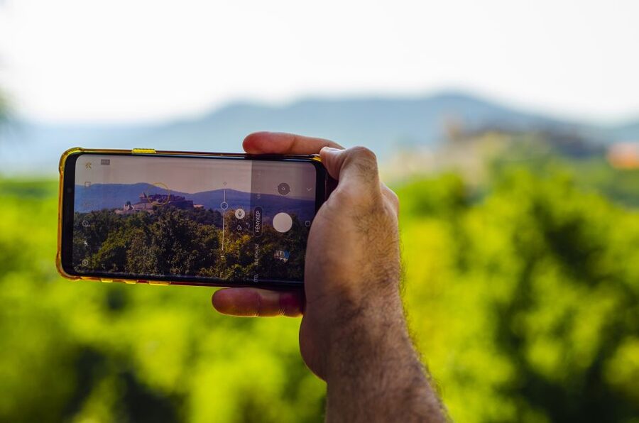 From Budapest: Full-Day Danube Bend Tour with Lunch - Visegrád hill panoramas, and the 3-course lunch with a view