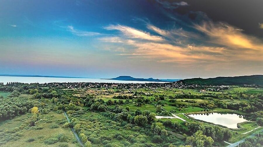 From Budapest: Lake Balaton Day Tour - Comfort Tips for a 9.5-Hour Day on the Lake