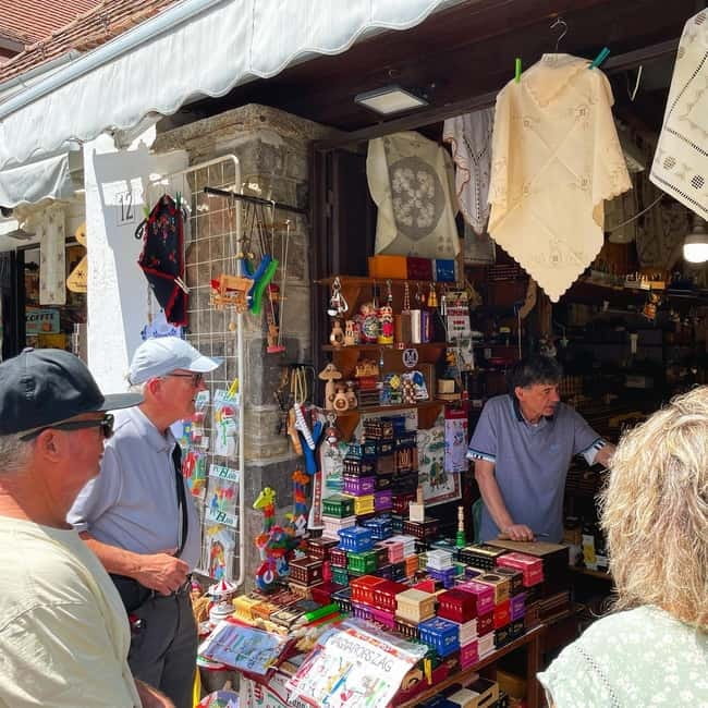 From Budapest: Szentendre Day Trip with Street Food - Getting There Smoothly: Train Time and the Batthyány tér Meet-Up