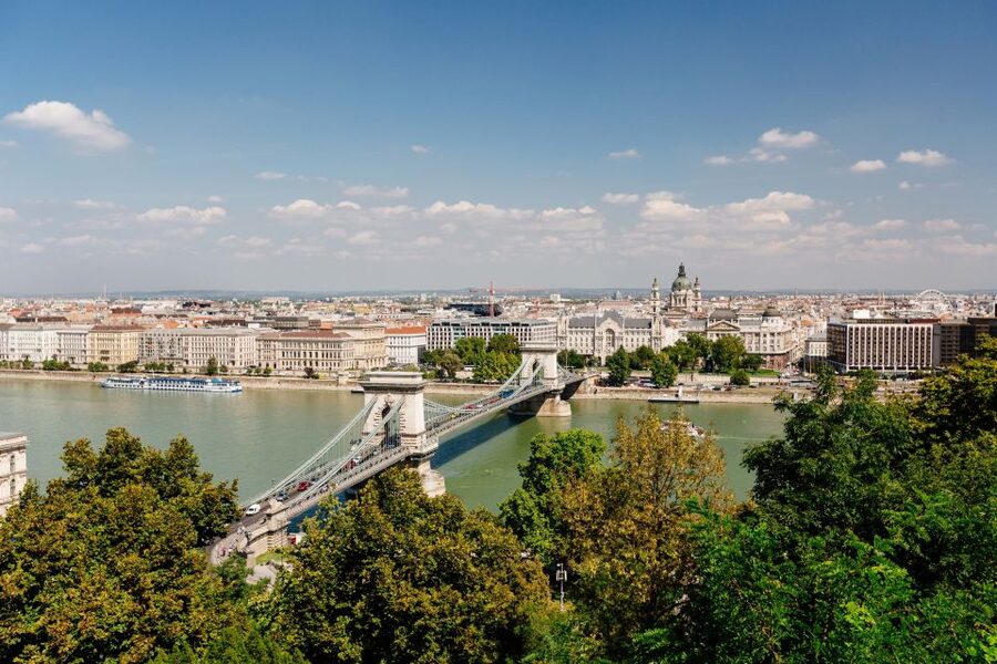 From Vienna: Guided Day Trip to Budapest - Panoramic Bus Tour of Budapest and the Parliament Area Views