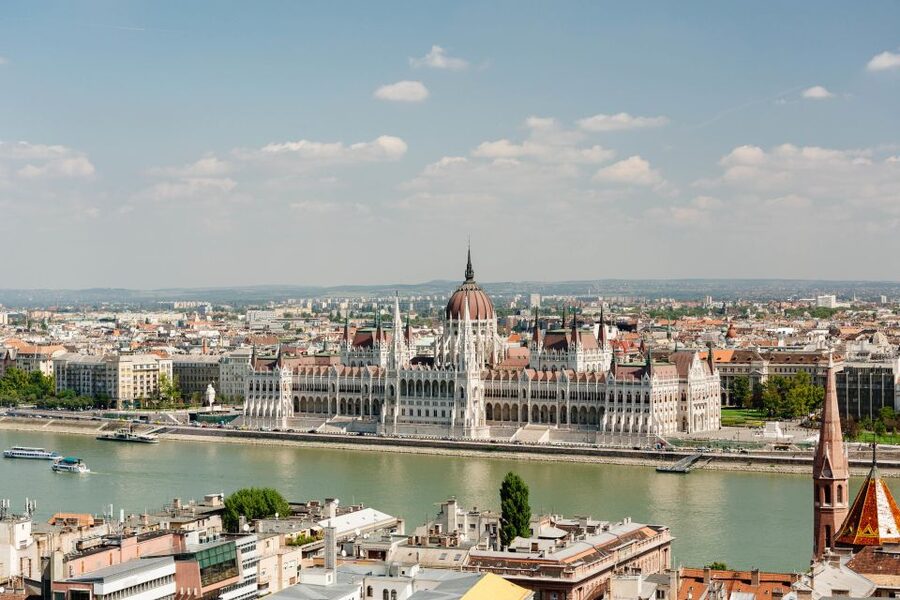 From Vienna: Guided Day Trip to Budapest - Entering the Center on Foot: Guided Walking Tour and St. Stephen’s Basilica