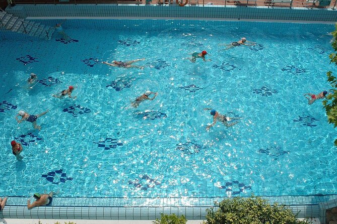 Full-Day Admission to Budapest Lukacs Thermal Bath - How crowded will it feel?