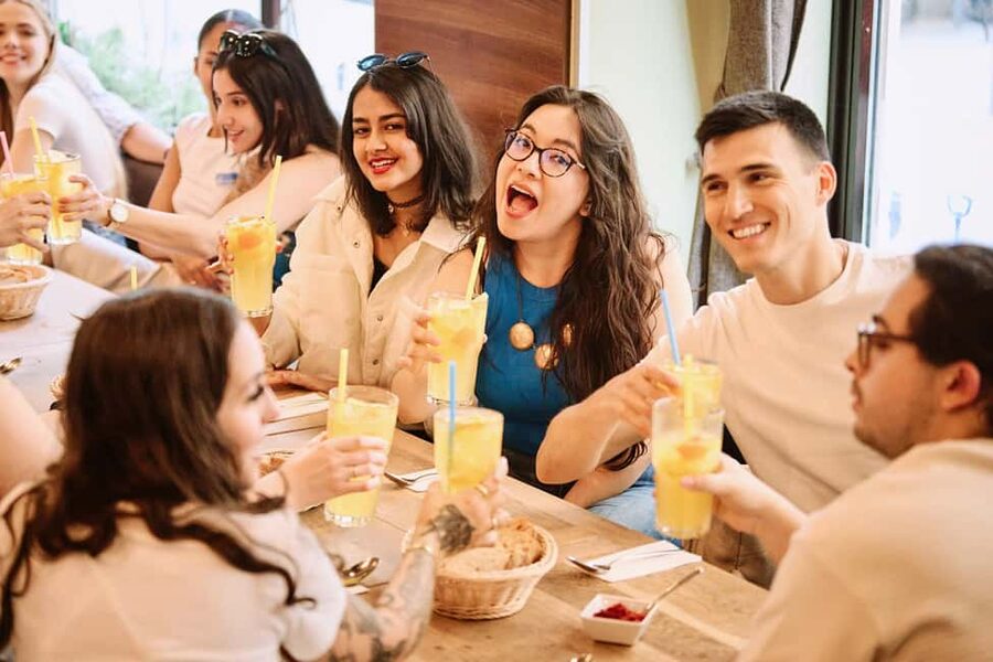 Guided Tipsy Food Tour with Drinks Included in Budapest - Vegetarian Options, Plus What the Tour Can and Cannot Do