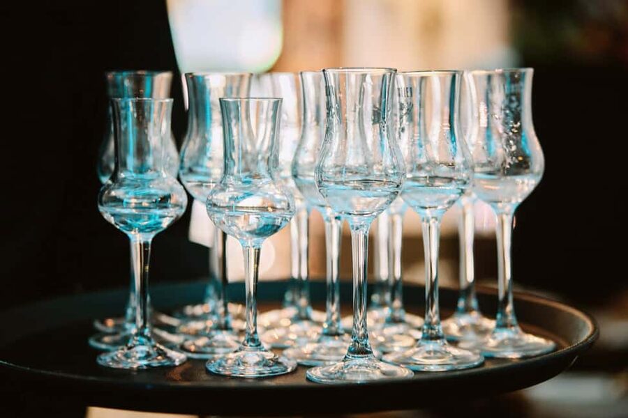 Guided Tipsy Food Tour with Drinks Included in Budapest - What You’ll Get by the End: Full Plates and City Recommendations