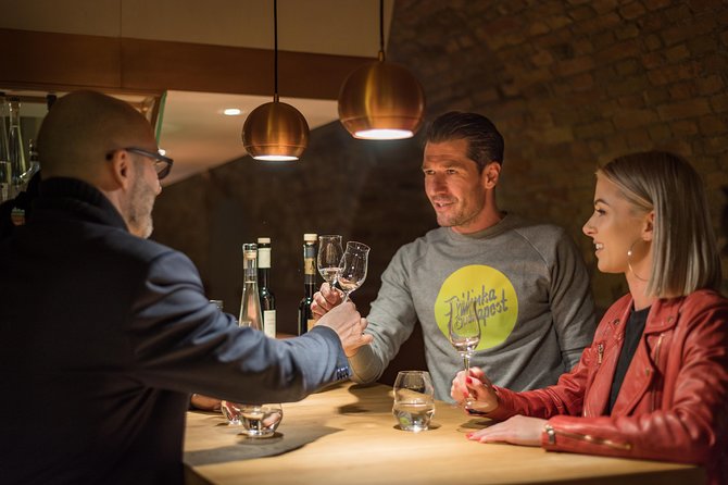 Hungarian Gastro Cellar: Assisted Tasting Options - What You Actually Taste: pálinka, wine, and Hungarian flavors