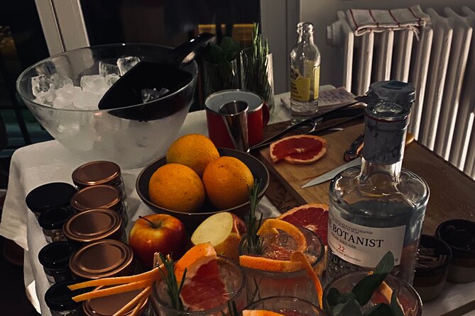 Hungarian Gin and Tonic Tasting and Workshop - The Workshop Moment: Make Your Own Gin and Tonic Cocktail