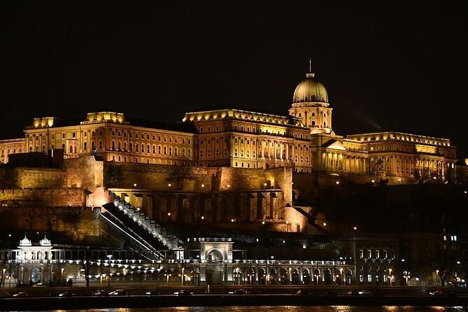 Hungarian History Walking Tour with food tasting - Key things that make this tour worth your time