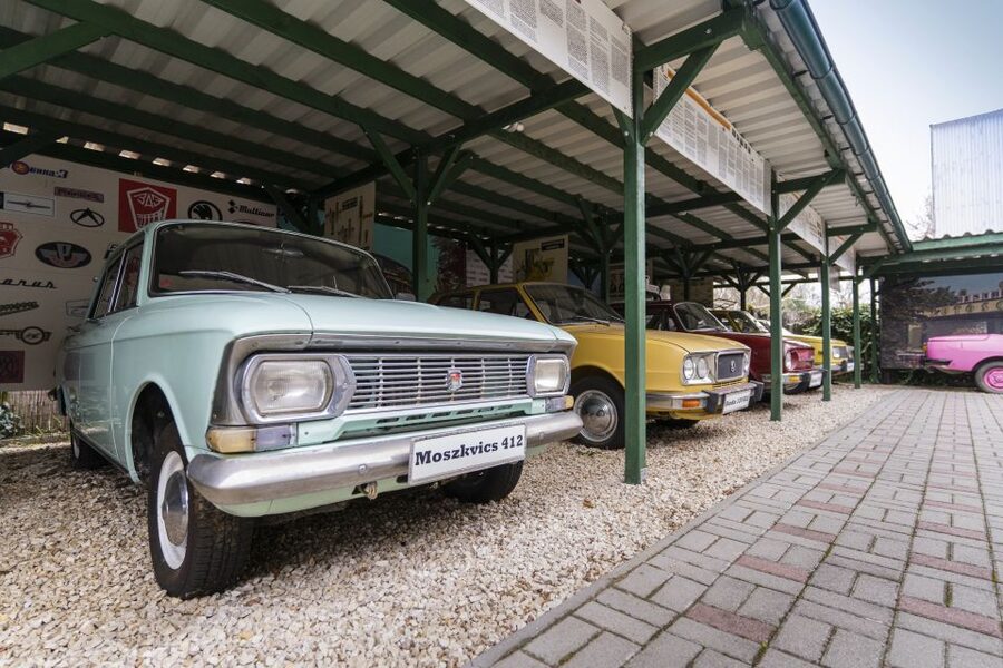 Hungary: Szentendre Retro Design Center Entry Ticket - Szentendre Retro Design Center: the 70s feeling starts at the door