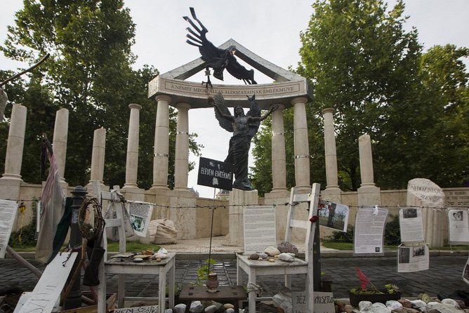 Jewish Heritage / Full tour - What the tour adds beyond monuments: Jewish life in Hungary today