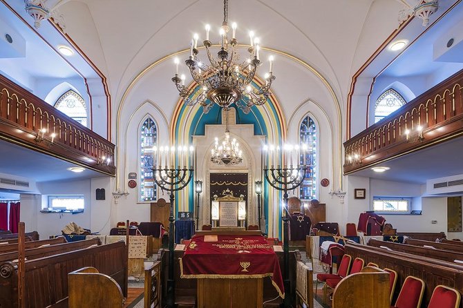 Jewish life of Budapest today: private tour by car - Key things you’ll notice on this Jewish life in Budapest tour