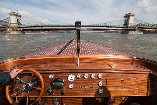 Luxurious, private day cruise with a waterlimousine to Szentendre - A Water Limousine Ride Turns Budapest’s River Into a Front-Row Seat