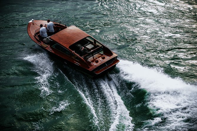 Luxurious, private day cruise with a waterlimousine to Szentendre - Boarding at Jane Haining rkp. 8a: Smooth Start, Simple End