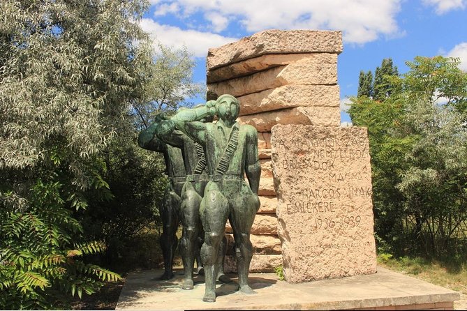 Memento Park Entrance Ticket - Entering Memento Park: what this ticket really gives you