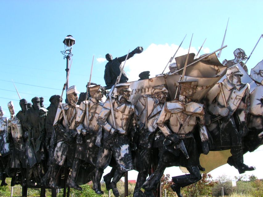 Memento Park: Official Guided Tour with Entry Ticket - Memento Park’s outskirts location, and why it still works