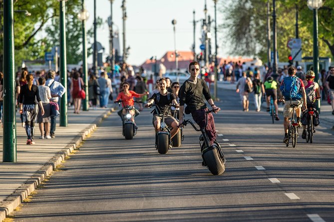 MonsteRoller E-Scooter Rental in Budapest - Speed and comfort: fat tires and steep sections