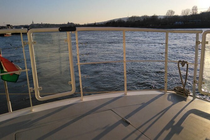 One hour Hen or Stag private party boat Budapest with unlimited beer and wine - Price and value: why a private charter can actually make sense