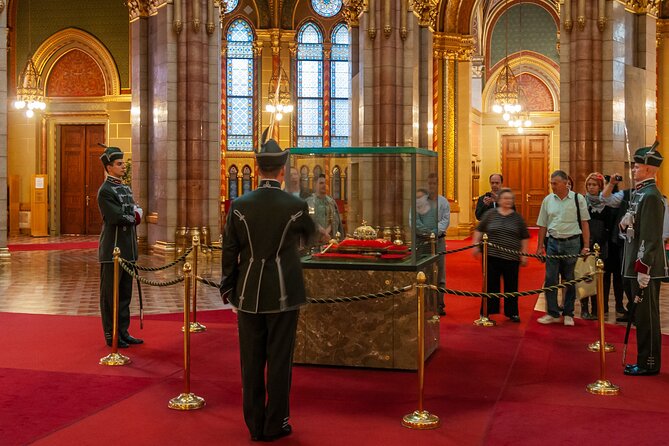 Parliament Tour in Budapest with Audio Guide - Audio guide setup: how the headset experience actually works