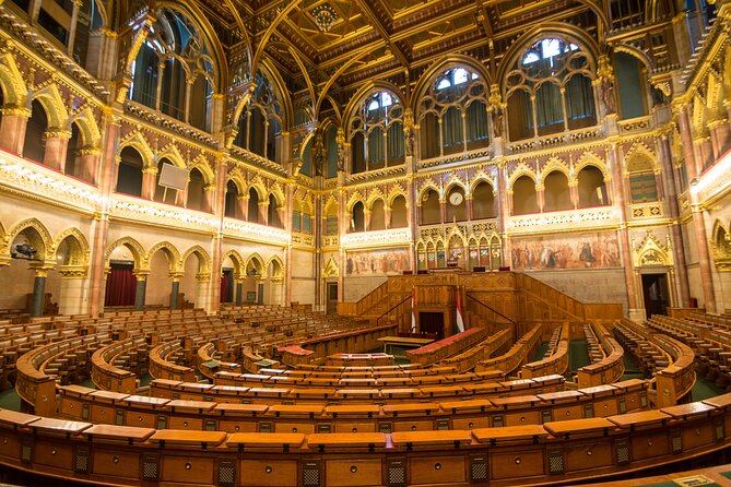 Parliament Tour in Budapest with Audio Guide - Who this Parliament audio tour fits best