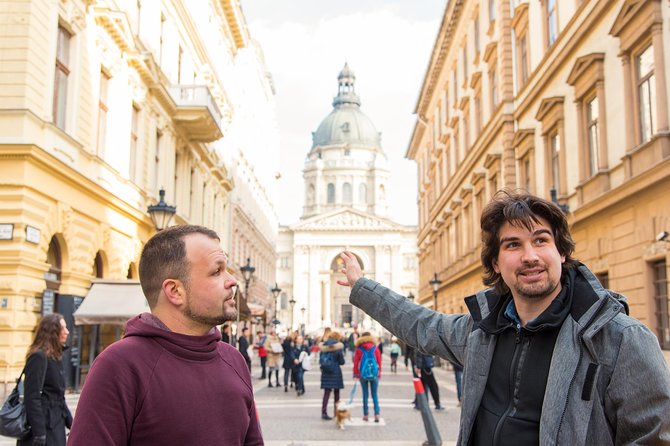 Pest side stories with a Historian - Elizabeth Square to Heroes’ Square, the story begins