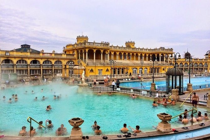 Private 4 Hours Budapest city tour and 3 hours Széchenyi thermal spa relax - Getting Around in a Private Minivan and Starting at 9:00