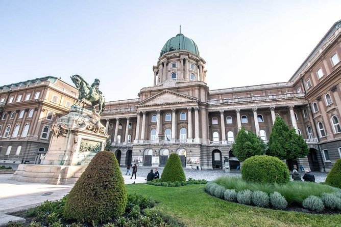 PRIVATE (7 hours) Budapest and Szentendre city tour with lunch and winetasting - Castle District walking: Fisherman’s Bastion and Matthias Church