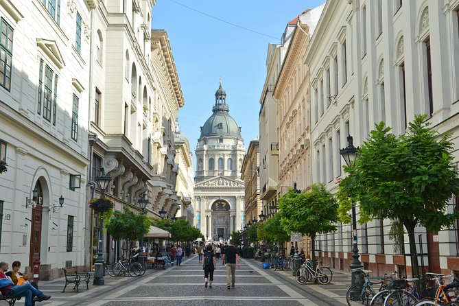 Private Budapest All In One Walking Tour with Strudel Stop - How the Private Format Changes Your Budapest Day