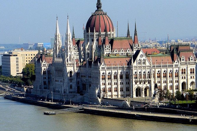 Private Budapest City Tour by Car - St. Stephen’s Basilica: A Ticketed Pause for a Major Spiritual Site