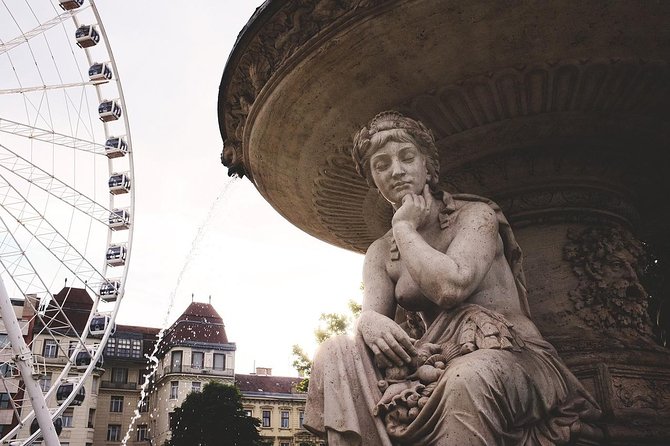 Private Budapest City Tour by Car - Heroes’ Square, Gellert Hill, and the Big Budapest Photo Clusters