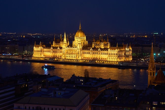 Private Budapest Sightseeing Tour: Royal Castle, Heroes Square, Chain Bridge - Jewish Quarter, synagogues you can appreciate respectfully, and Andrássy Avenue