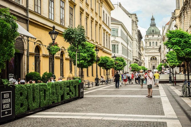 Private Budapest Walking Tour with Cake & Coffee - The route overview: how the stops fit together