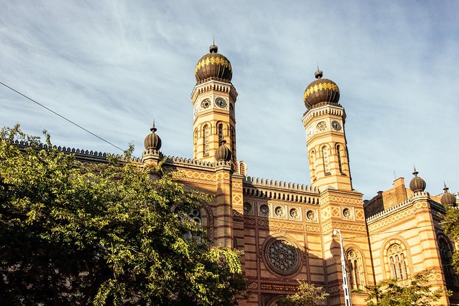 Private City Kickstart Tour: Budapest - The meeting point, where it starts, and why Deák Ferenc tér is handy