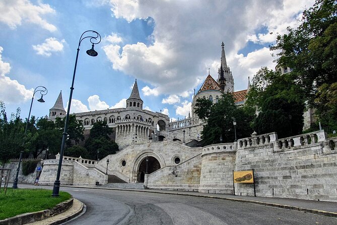 Private city tour by van - Hungarian State Opera House (Magyar Állami Operaház): Outside Stops That Still Teach