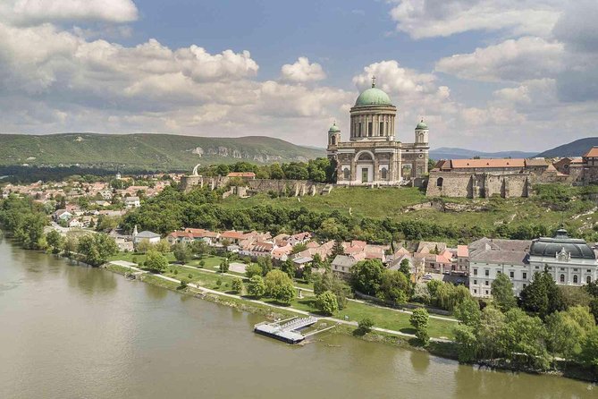 Private Danube Bend Experience with a comfortable air conditioned car - Why This Private Danube Bend Tour Works Better Than a Group Bus