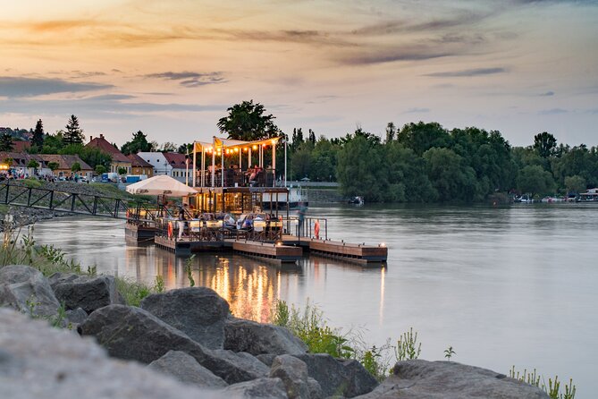 Private Danube Sightseeing Cruise in Budapest - Pre-order food and drinks: the onboard fridge advantage