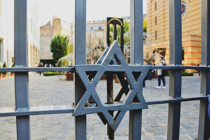 Private Jewish Heritage Tour of Budapest with Local Expert - Erzsébetváros and the “city within a city” idea